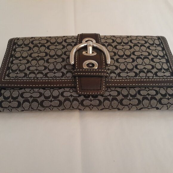 Coach Monogram Trifold Wallet - Picture 5 of 15